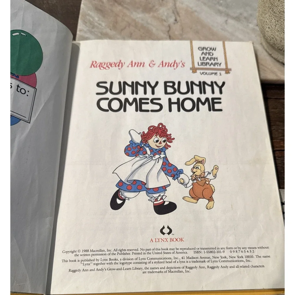 Grow and‎ Learn Library: Sunny Bunny Comes Home -Volume 1-Hardcover Poor